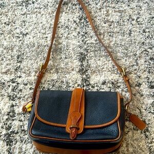 Dooney and Bourke leather shoulder purse